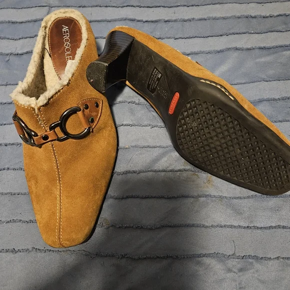 AEROSOLES Brown Suede Slip-Ons - Picture 3 of 4